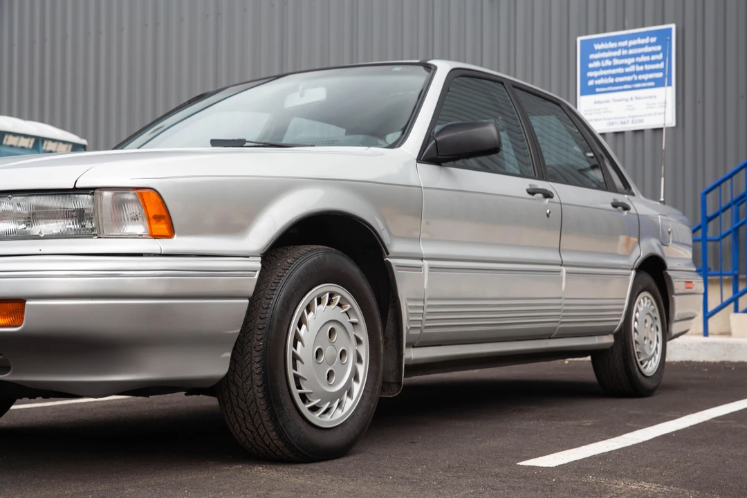 1990 Mitsubishi Galant 6th Gen - Image 25 of 31