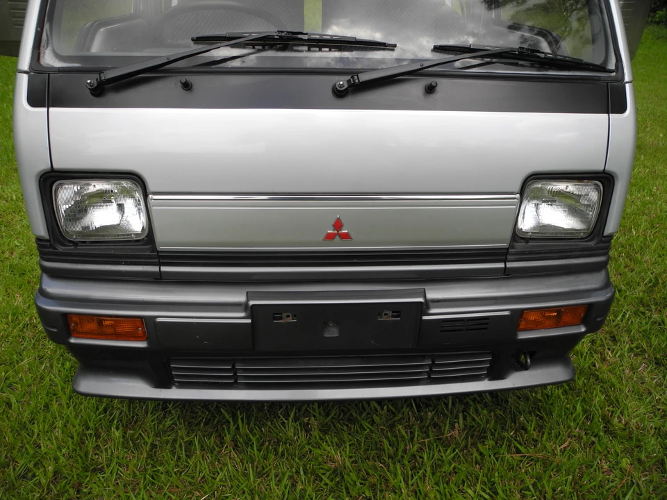 1990 Mitsubishi Minicab 4th Gen - Image 24 of 31