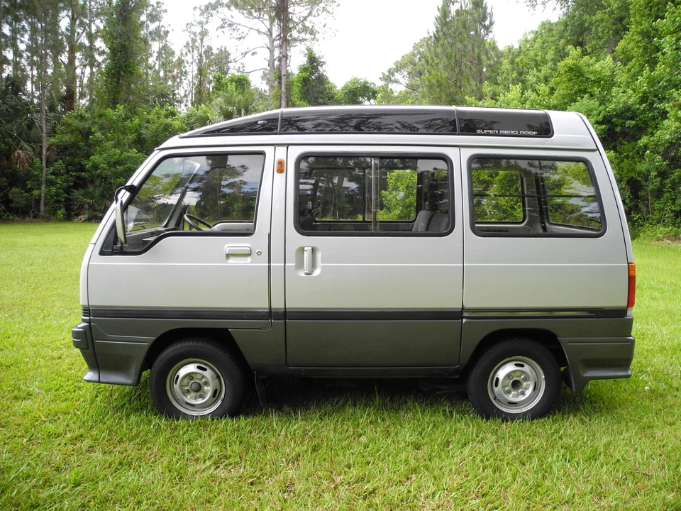 1990 Mitsubishi Minicab 4th Gen - Image 12 of 31