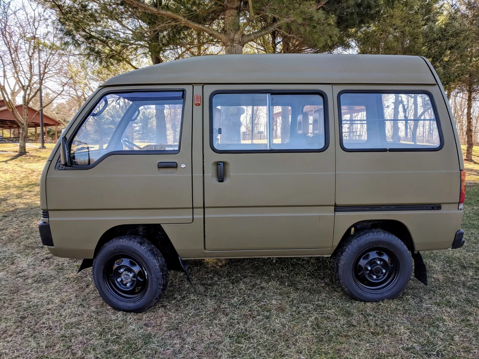 1990 Mitsubishi Minicab 4th Gen - Image 17 of 31