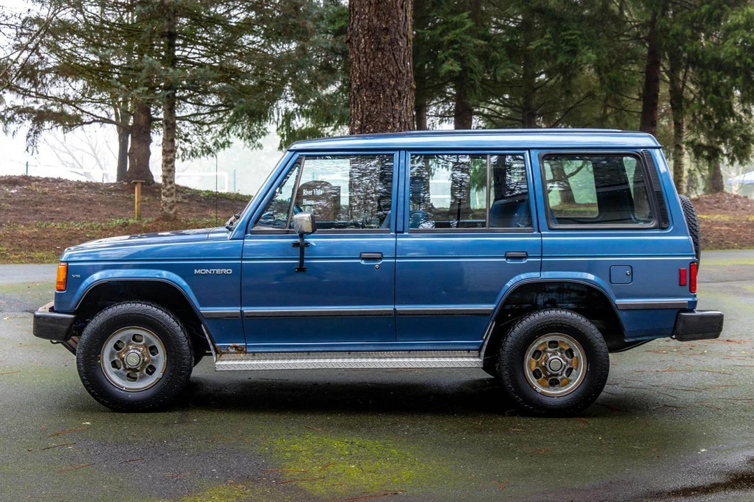 1990 Mitsubishi Pajero/Montero 1st Gen - Image 3 of 31
