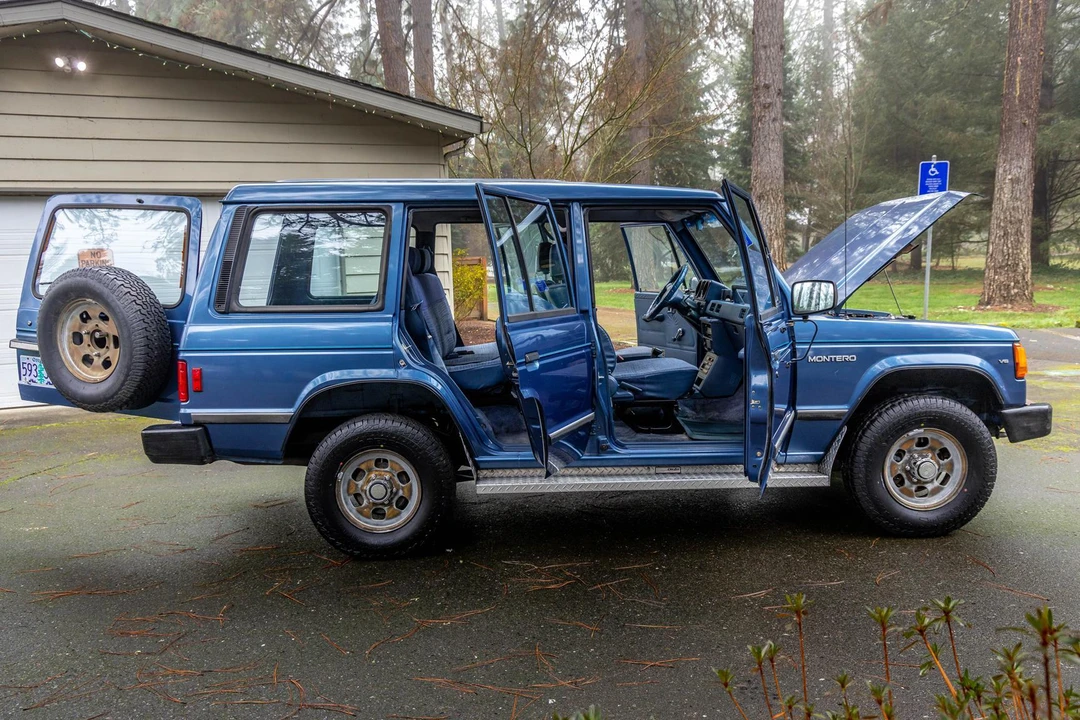 1990 Mitsubishi Pajero/Montero 1st Gen - Image 15 of 31