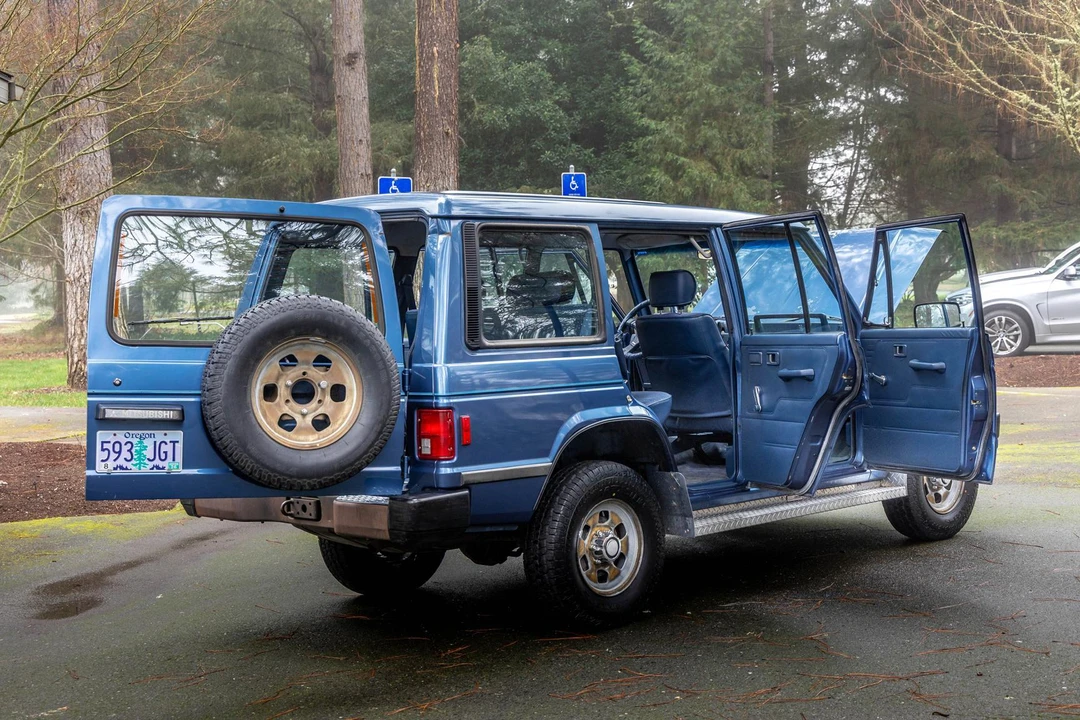 1990 Mitsubishi Pajero/Montero 1st Gen - Image 14 of 31