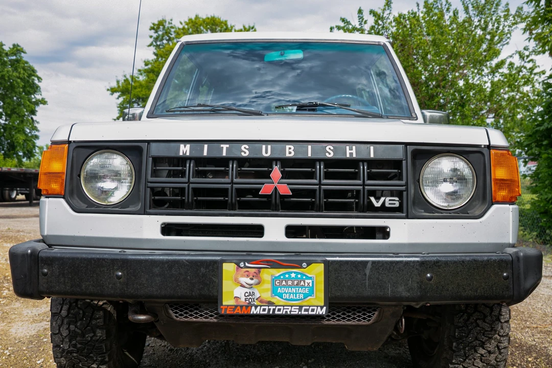 1990 Mitsubishi Pajero/Montero 1st Gen - Image 10 of 31