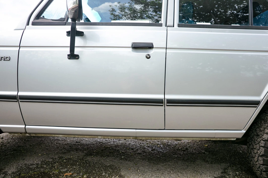1990 Mitsubishi Pajero/Montero 1st Gen - Image 14 of 31