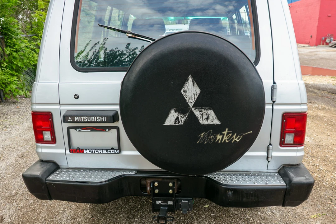 1990 Mitsubishi Pajero/Montero 1st Gen - Image 18 of 31
