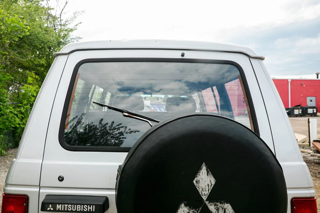 1990 Mitsubishi Pajero/Montero 1st Gen - Image 17 of 31