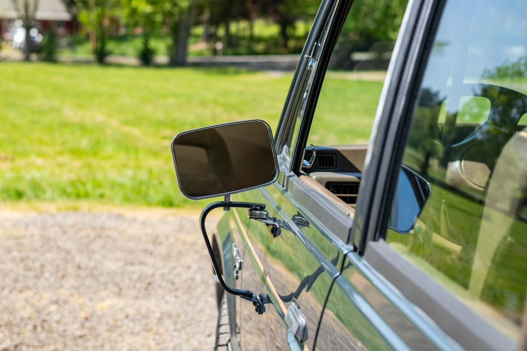 1990 Mitsubishi Pajero/Montero 1st Gen - Image 25 of 31