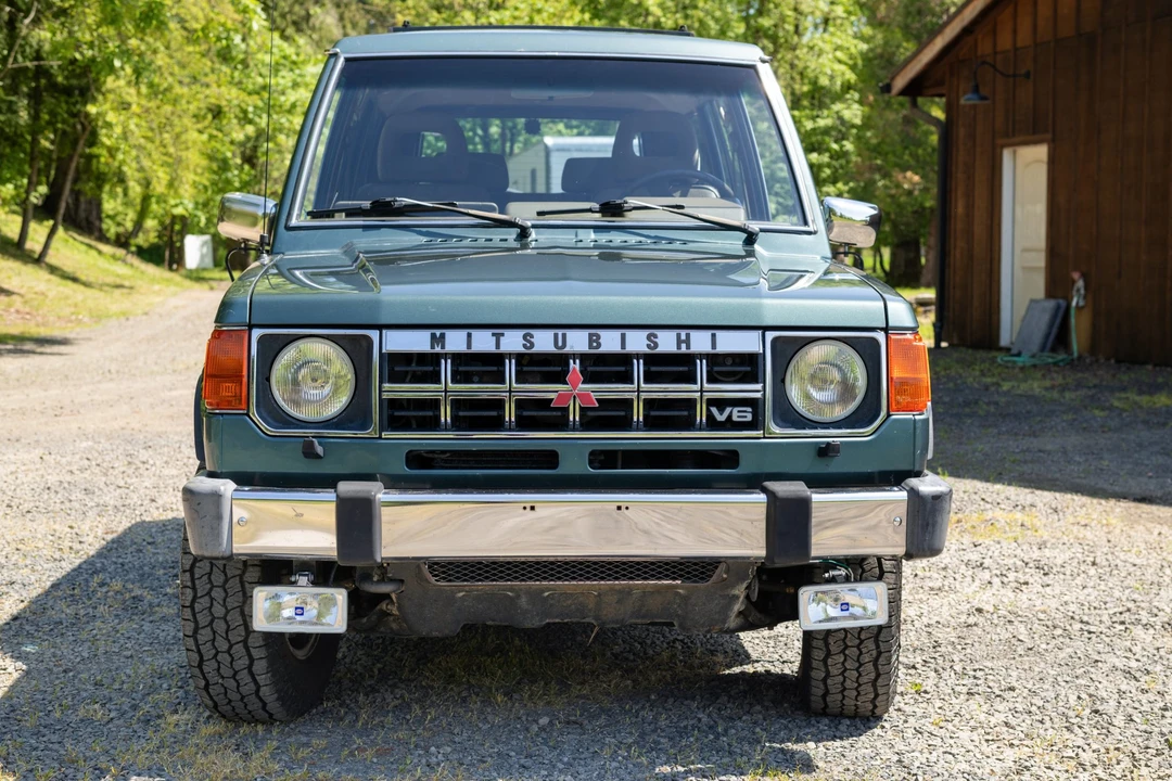 1990 Mitsubishi Pajero/Montero 1st Gen - Image 3 of 31
