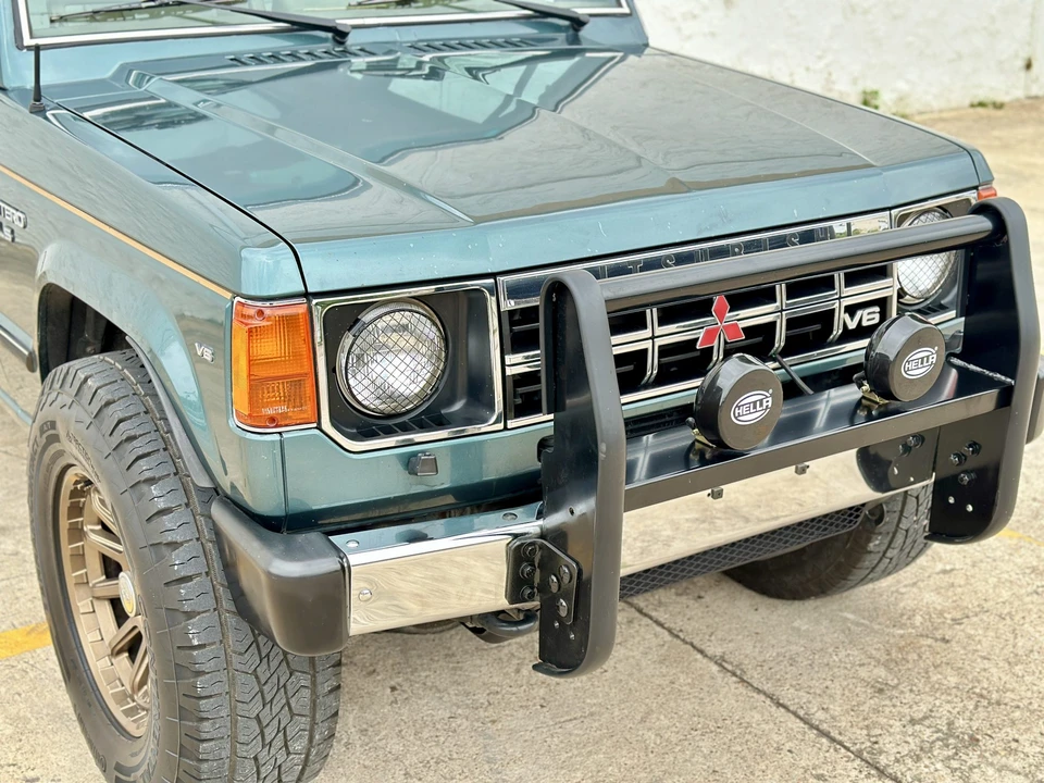 1990 Mitsubishi Pajero/Montero 1st Gen - Image 26 of 31
