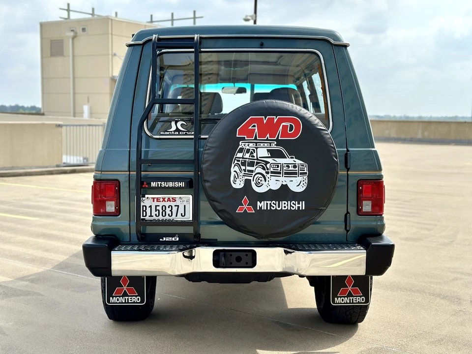 1990 Mitsubishi Pajero/Montero 1st Gen - Image 11 of 31