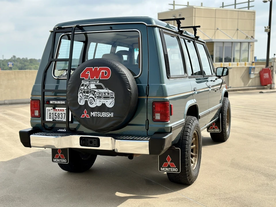 1990 Mitsubishi Pajero/Montero 1st Gen - Image 12 of 31