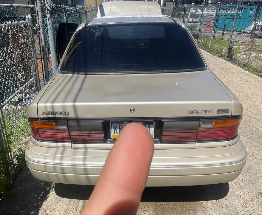 1990 Mitsubishi Galant 6th Gen - Image 4 of 4