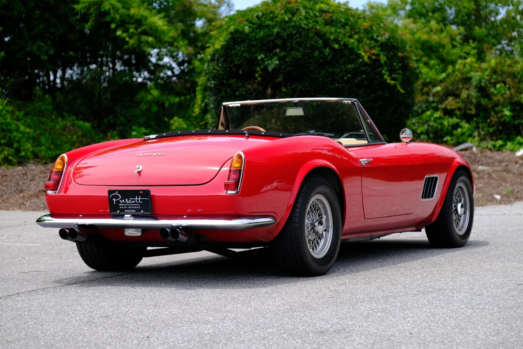 1990 Modena - Image 11 of 31