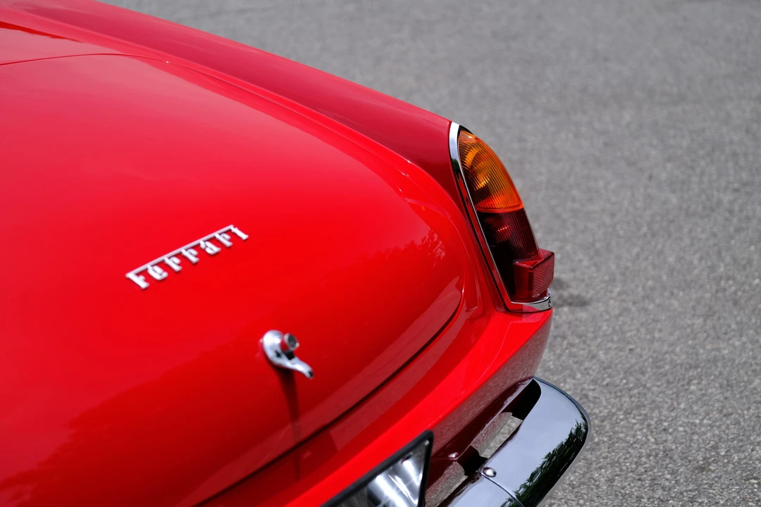 1990 Modena - Image 27 of 31