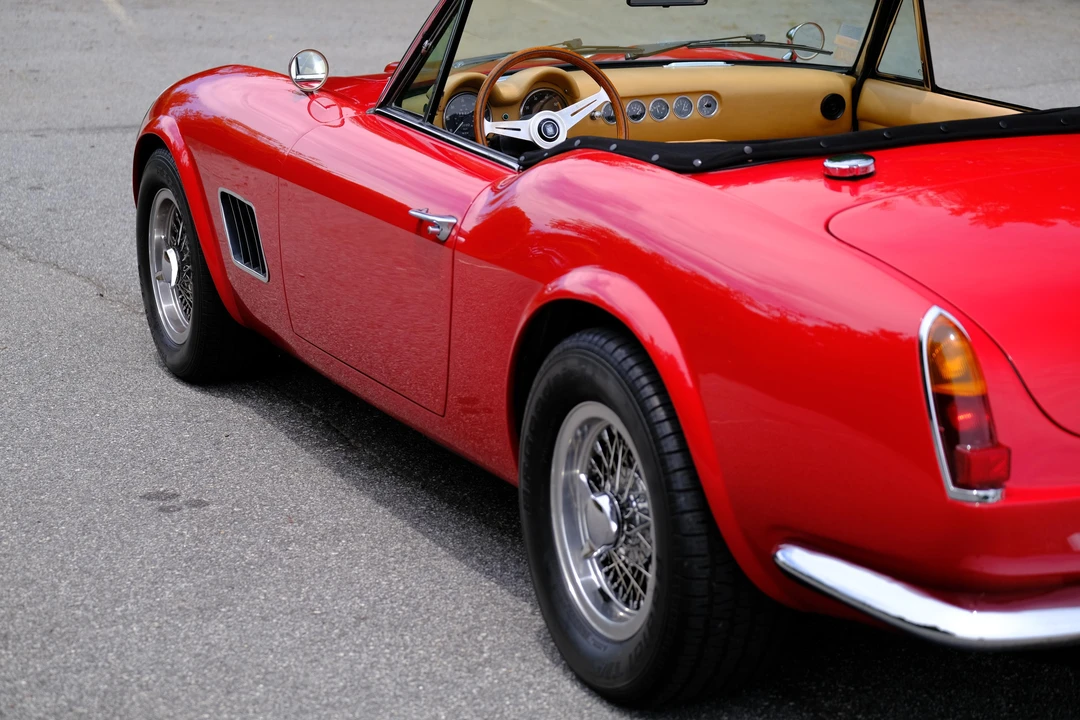 1990 Modena - Image 25 of 31