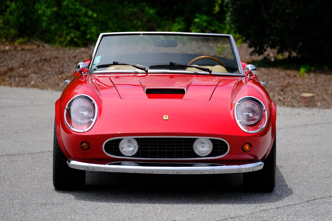 1990 Modena - Image 2 of 31