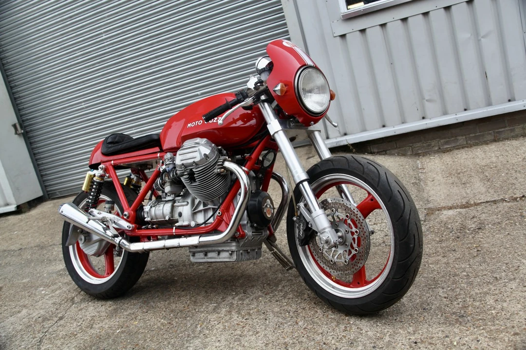 1990 Moto Guzzi Le Mans - Image 15 of 30