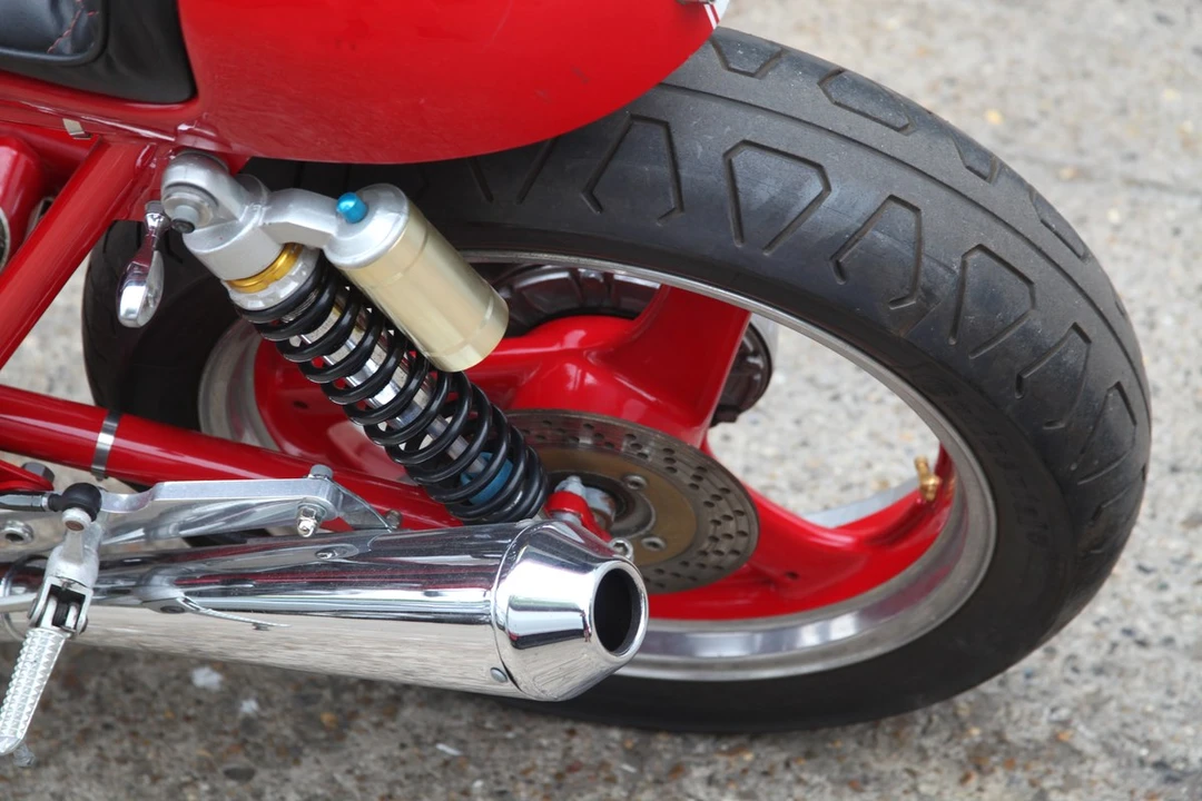 1990 Moto Guzzi Le Mans - Image 30 of 30