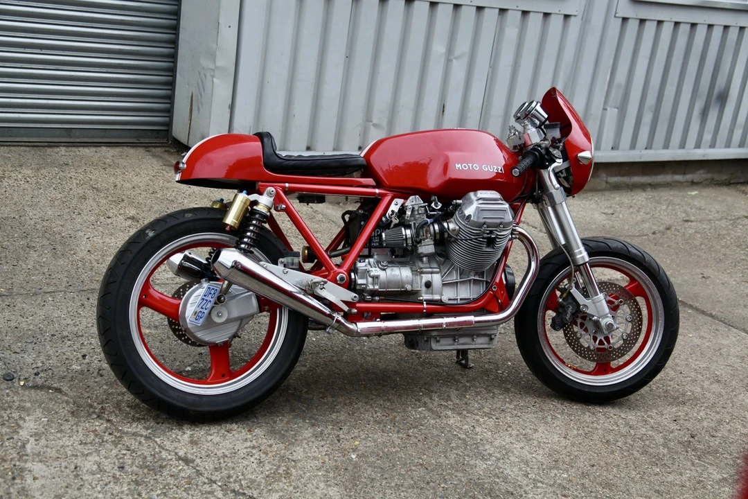 1990 Moto Guzzi Le Mans - Image 13 of 30