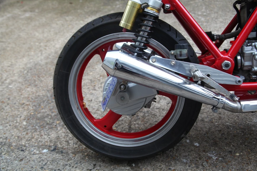 1990 Moto Guzzi Le Mans - Image 22 of 30