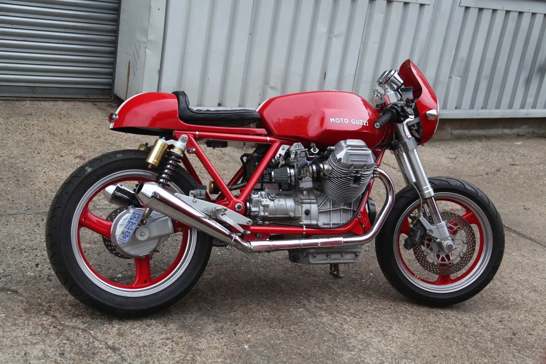 1990 Moto Guzzi Le Mans - Image 14 of 30