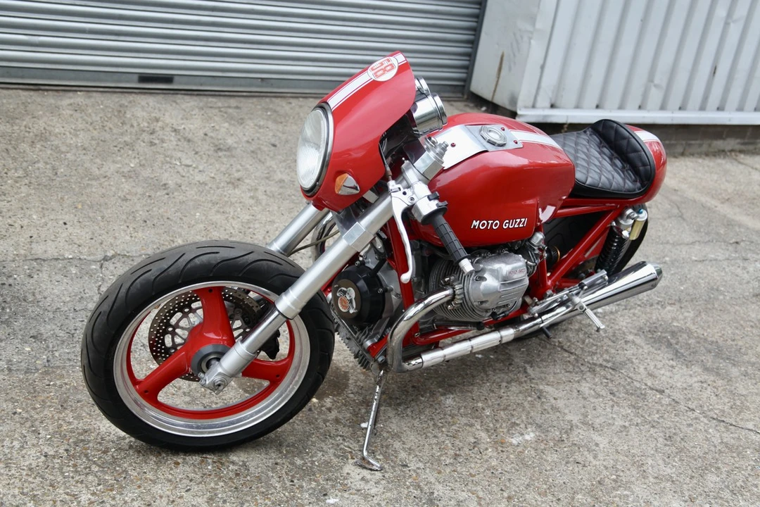 1990 Moto Guzzi Le Mans - Image 2 of 30