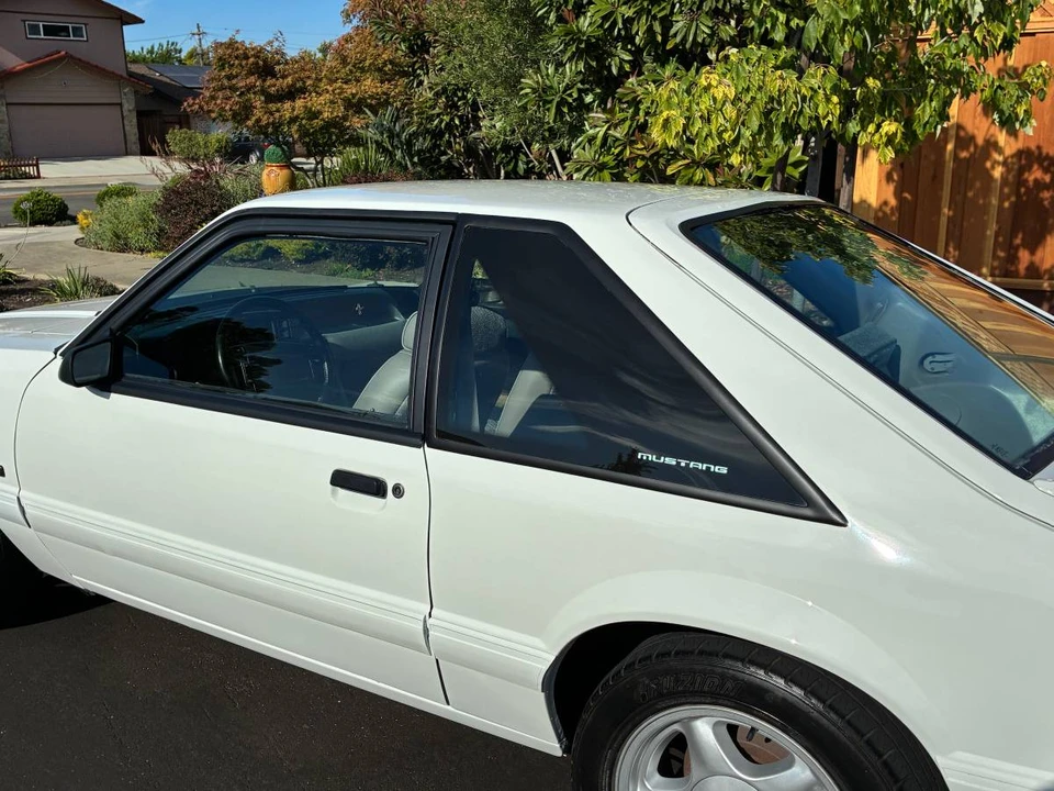 1990 Ford Mustang 3rd Gen - Image 5 of 20