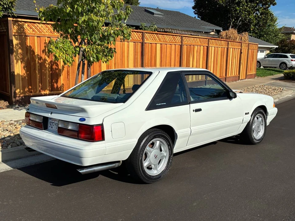 1990 Ford Mustang 3rd Gen - Image 7 of 20