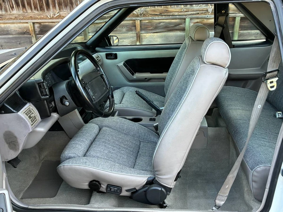 1990 Ford Mustang 3rd Gen - Image 16 of 20