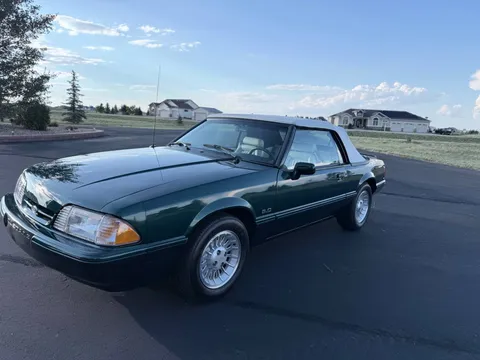 1990 Ford Mustang LX Convertible