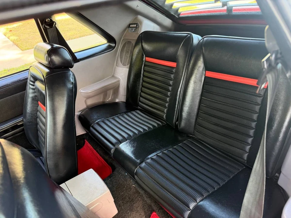 1990 Ford Mustang GT 3rd Gen - Image 12 of 21