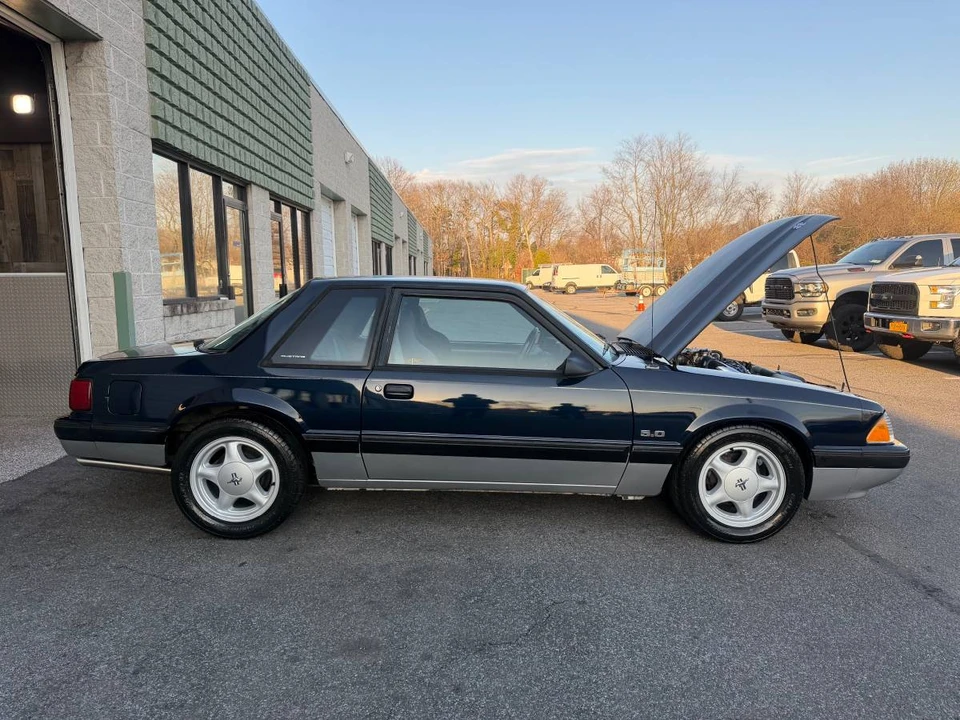 1990 Ford Mustang 3rd Gen - Image 2 of 19