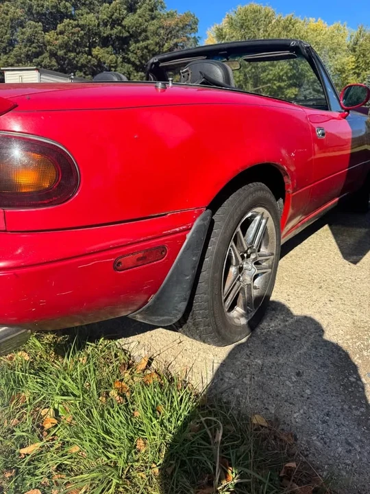 1990 Mazda NA MX-5 Miata - Image 4 of 4