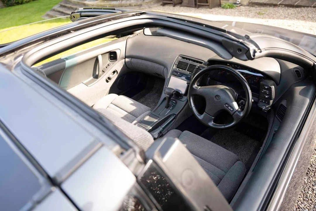 1990 Nissan Z - Image 15 of 30