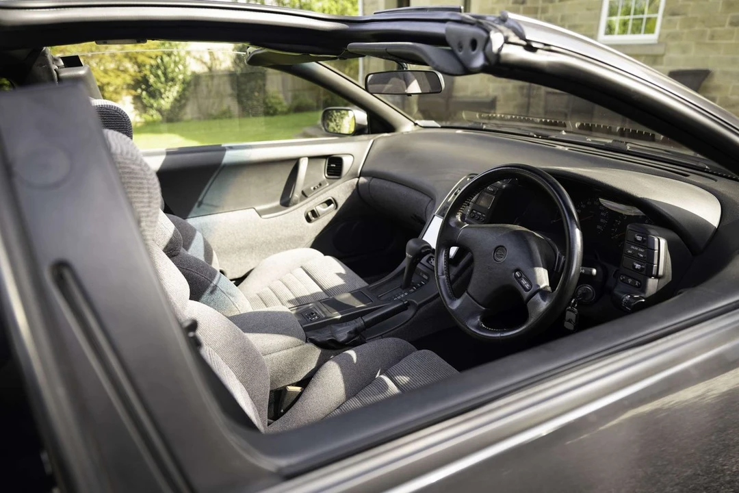 1990 Nissan Z - Image 16 of 30