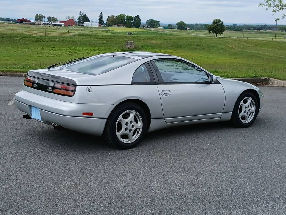 1990 Nissan Z - Image 5 of 15