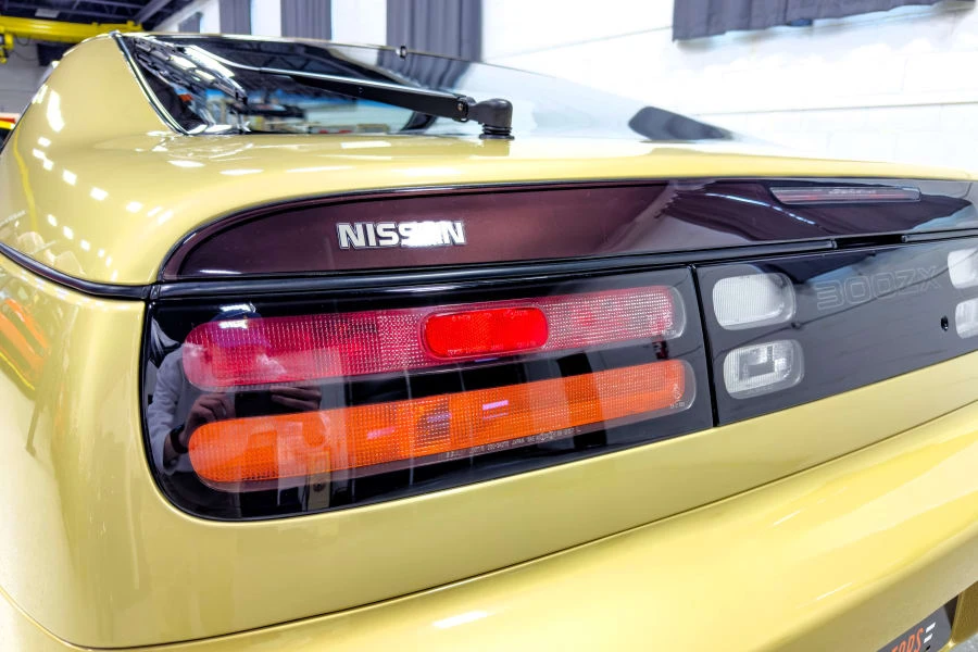 1990 Nissan Z - Image 18 of 31