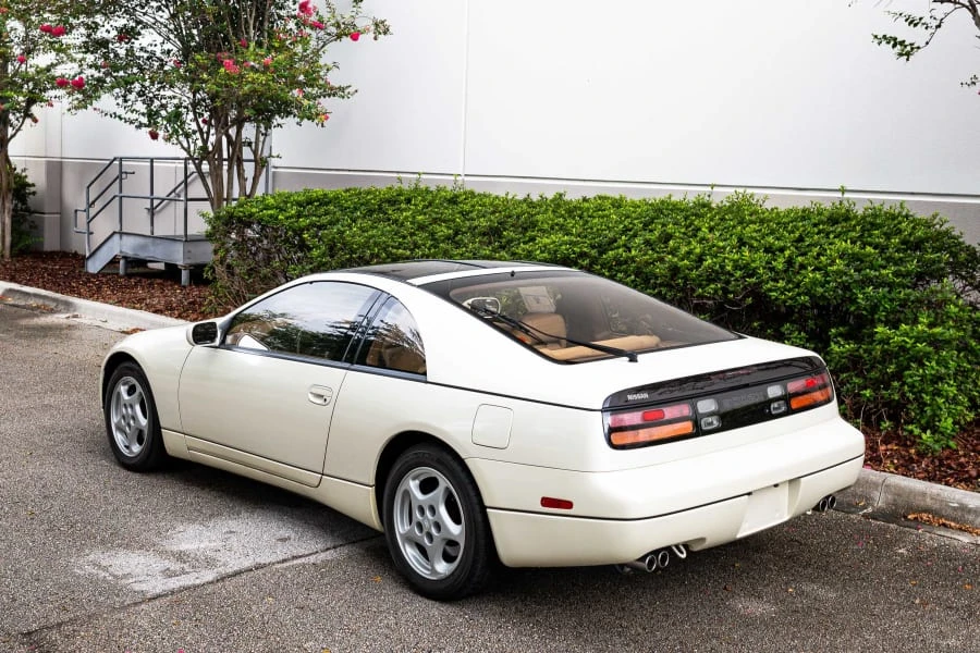 1990 Nissan Z - Image 2 of 12