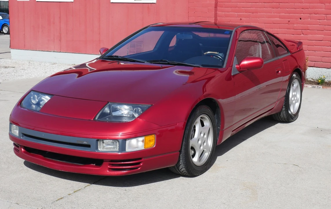 1990 Nissan - Image 2 of 31