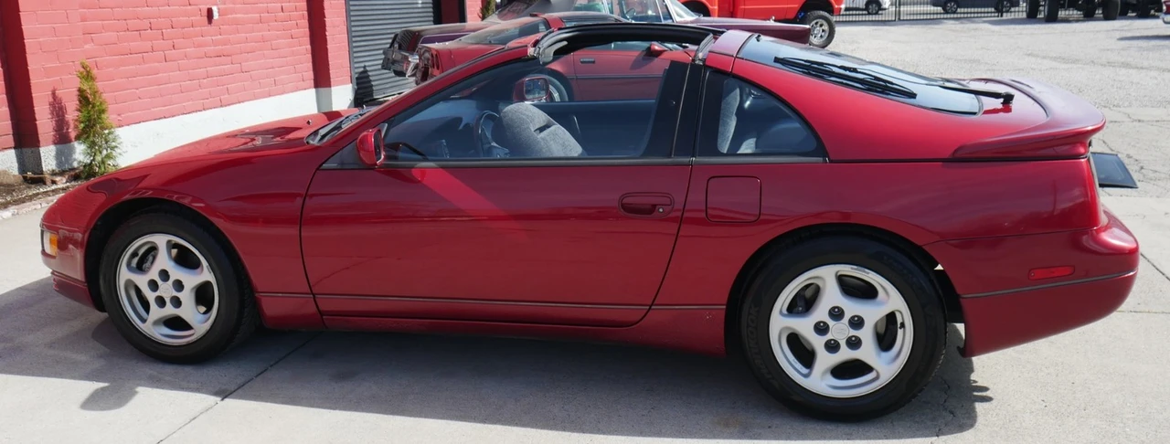 1990 Nissan - Image 20 of 31