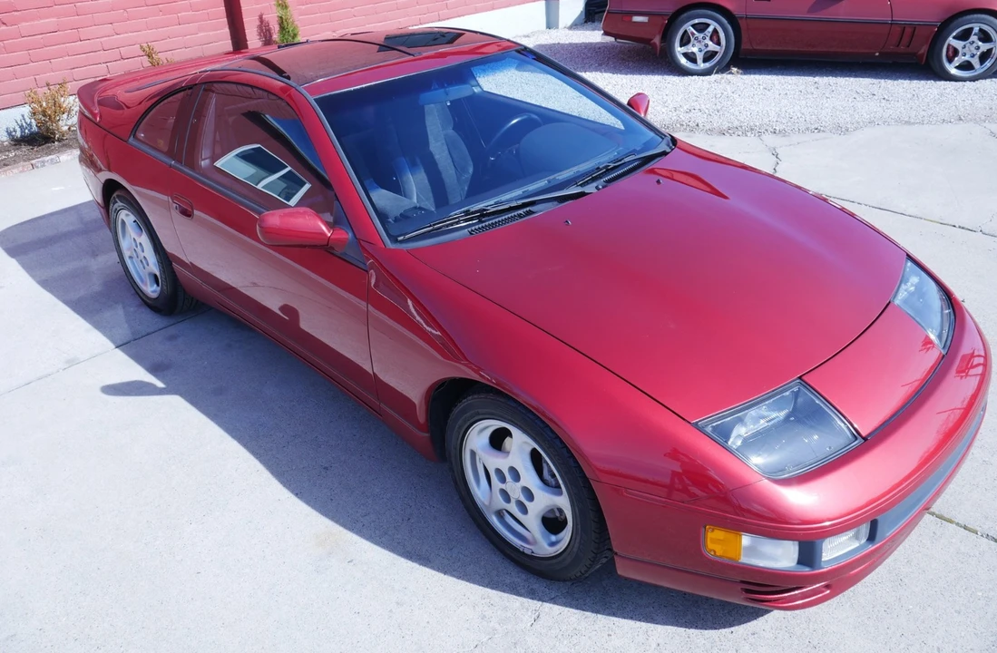 1990 Nissan - Image 10 of 31