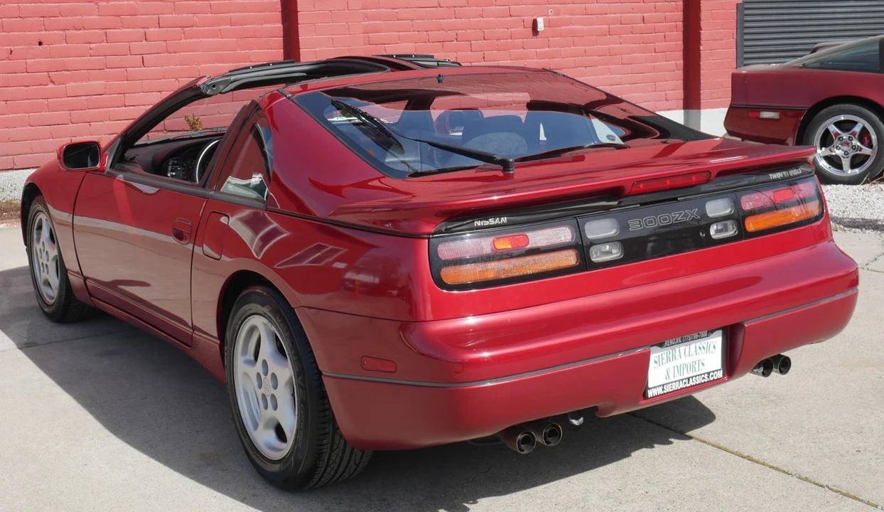 1990 Nissan - Image 19 of 31
