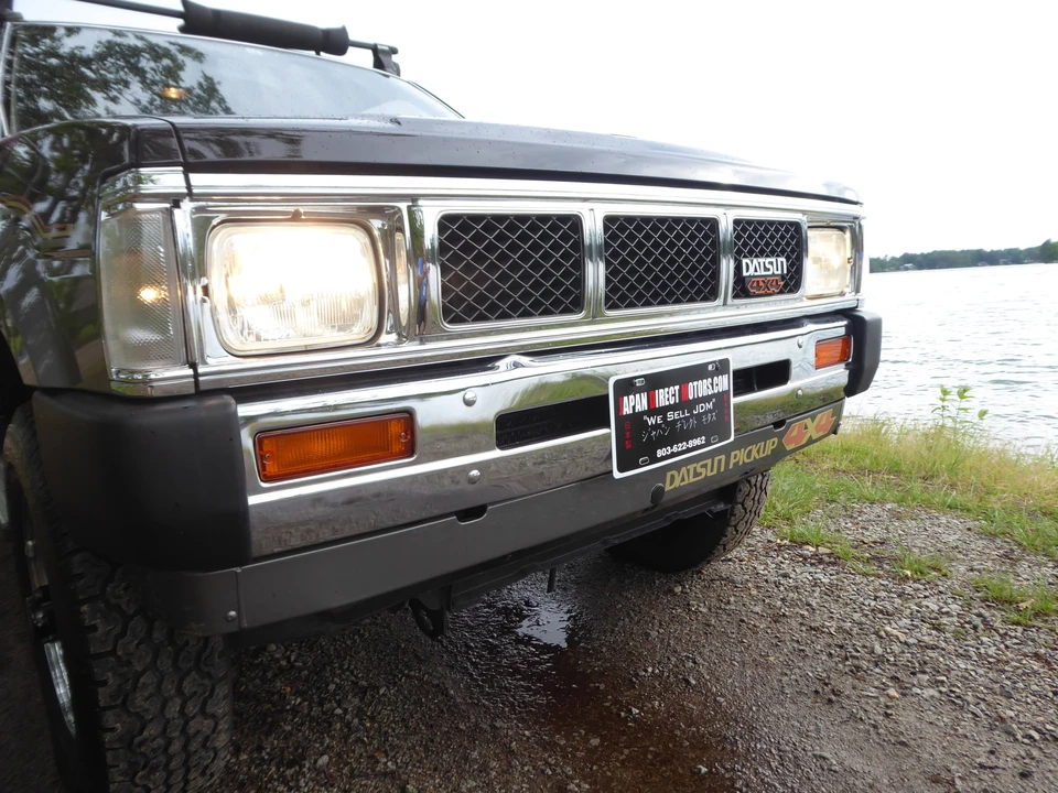 1990 Nissan - Image 16 of 31