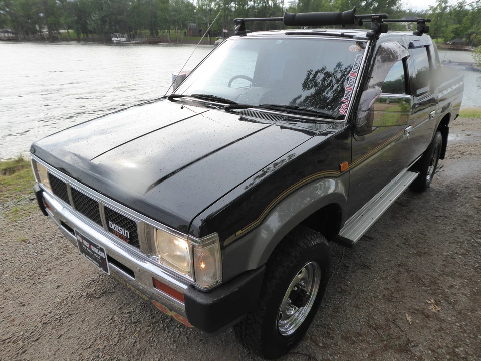 1990 Nissan - Image 15 of 31