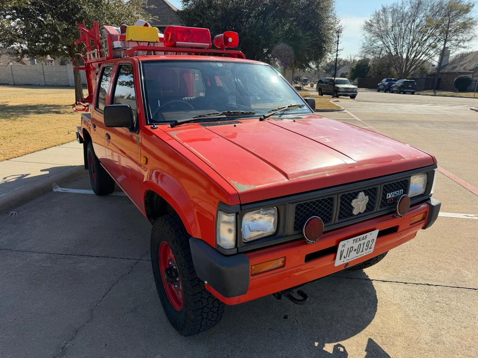 1990 Nissan - Image 12 of 31