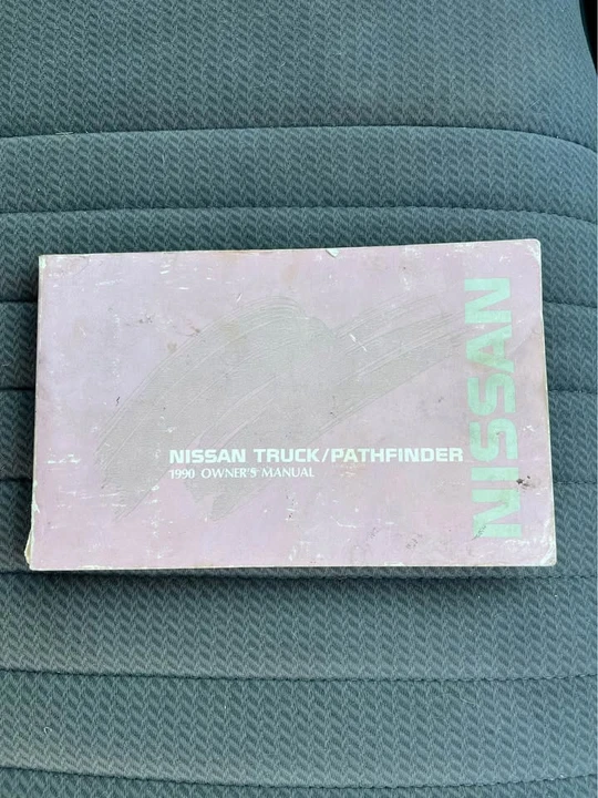 1990 Nissan - Image 7 of 7