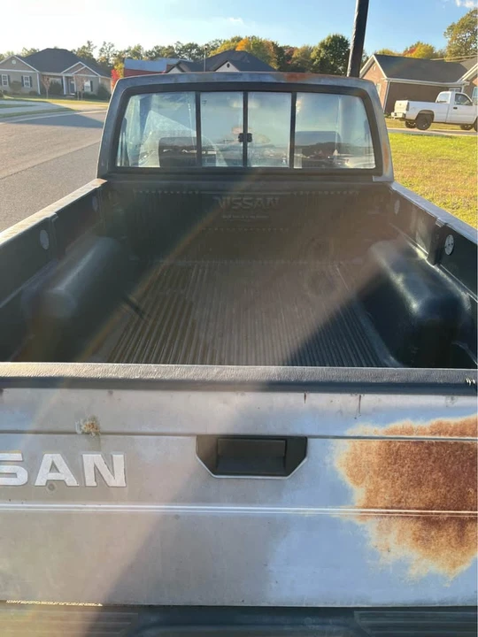 1990 Nissan - Image 3 of 7