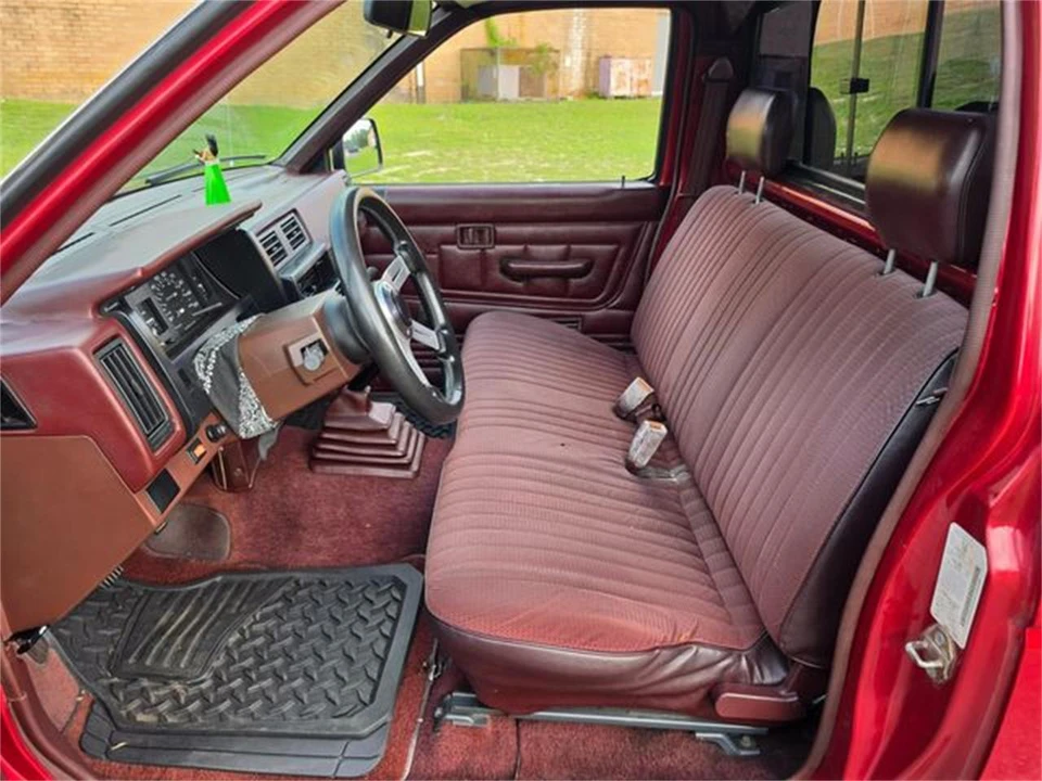 1990 Nissan Frontier - Image 15 of 31