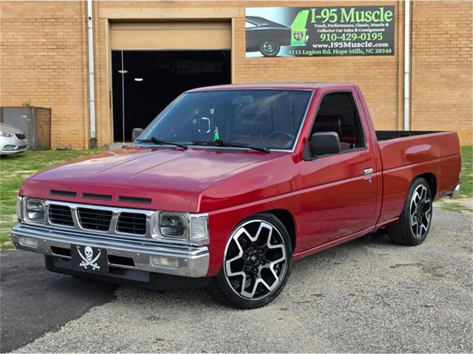 1990 Nissan Frontier - Image 13 of 31